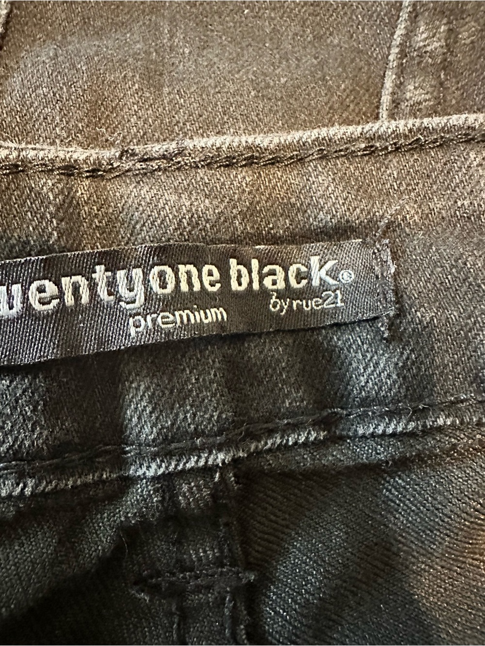 Twenty-One Black Premium Black Distressed Women’s Jeans - Classic Street Style - Picture 6 of 7